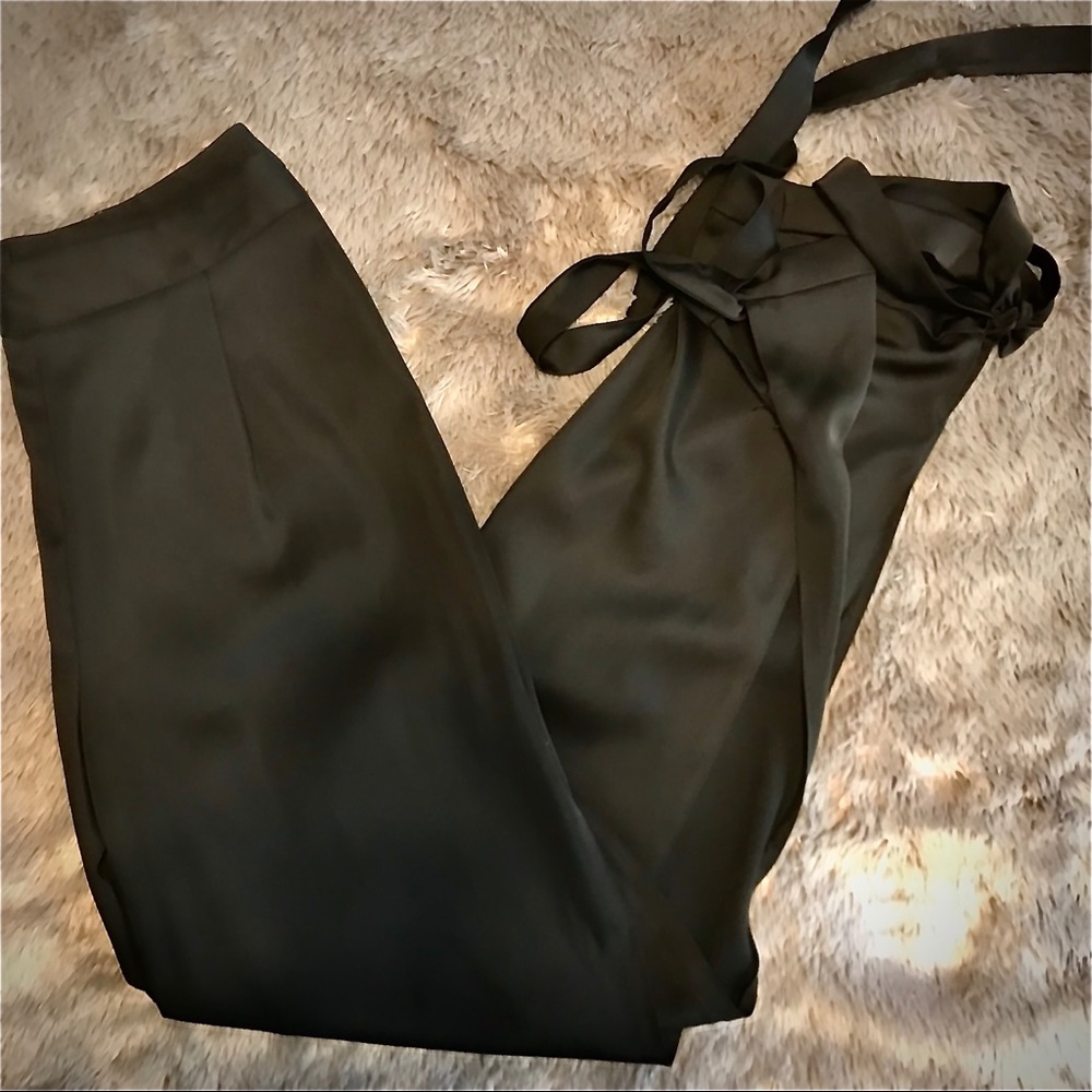 Side Slit pants || MISSGUIDED